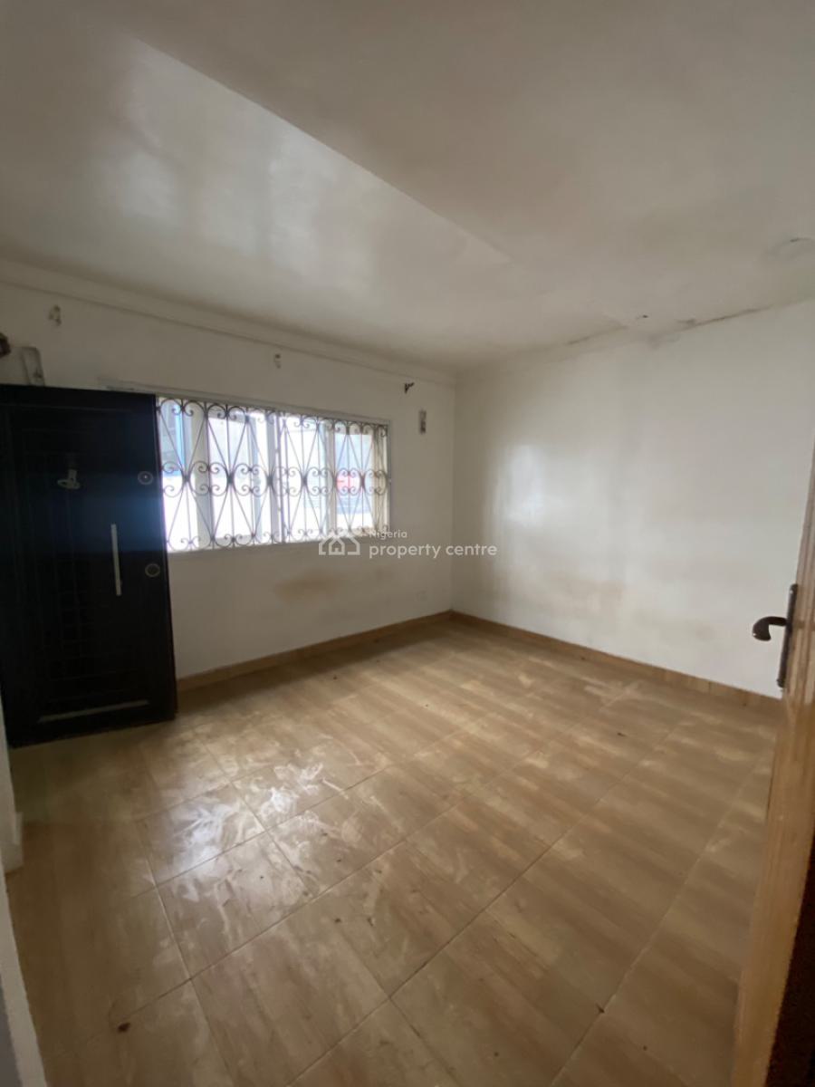 Clean 4 Bedroom Terrace with Bq in a Good Location, Off Spg Road, Ologolo, Lekki, Lagos, Terraced Duplex for Rent
