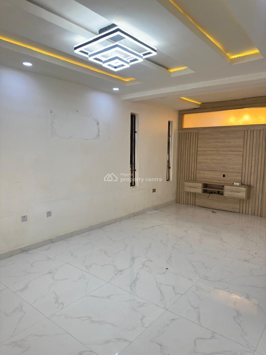 Lovely 4 Bedroom Terrace with 2 Lounge in The Heart Town, Jabi, Abuja, Terraced Duplex for Rent