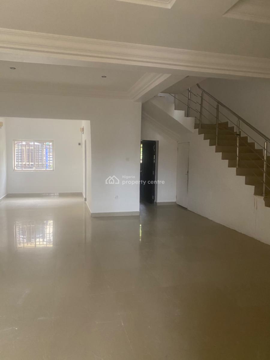 4 Bedroom Terrace in a Big Estate with 2 Lounge, Gaduwa, Abuja, Terraced Duplex for Rent