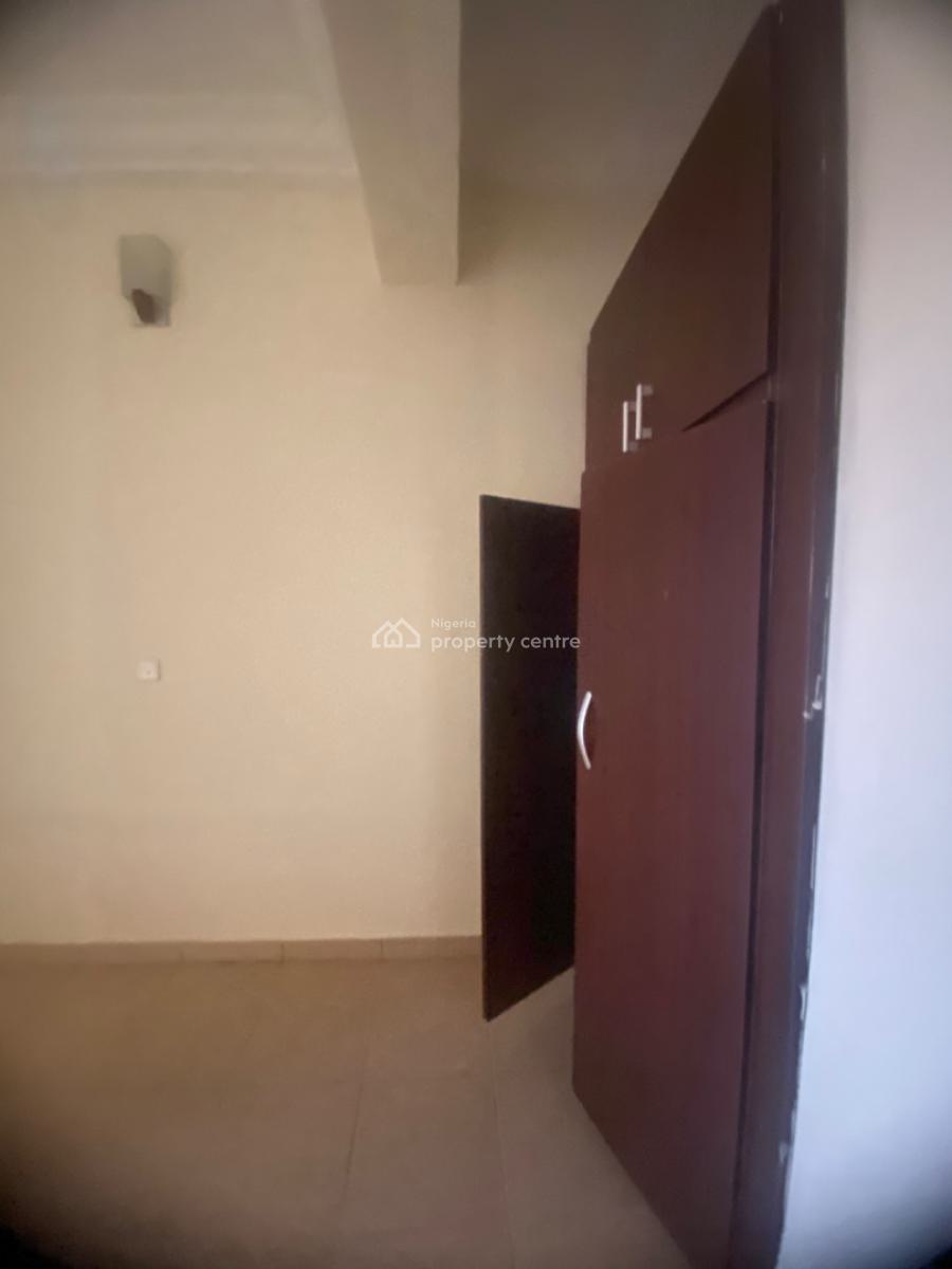 4 Bedroom Terrace in a Big Estate with 2 Lounge, Gaduwa, Abuja, Terraced Duplex for Rent