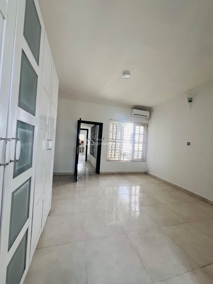 Elegantly Built 3bedroom Apartment with Bq, Ikoyi, Lagos, Flat / Apartment for Rent