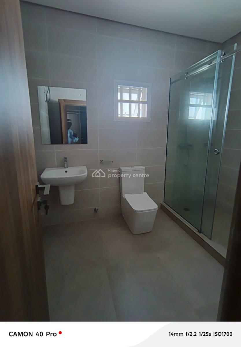 Spacious Mini Flat, Kofo Abayomi Street, Victoria Island (vi), Lagos, Mini Flat (room and Parlour) for Rent