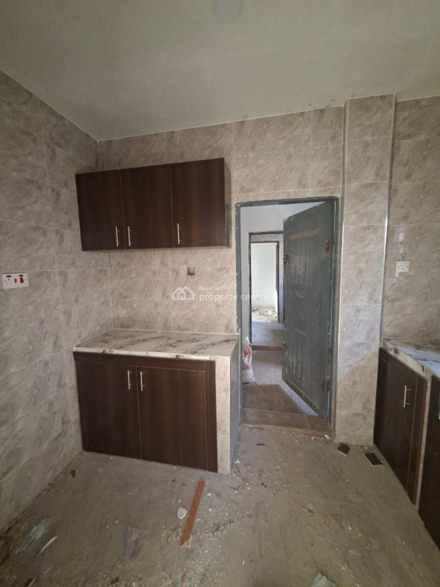New and Well Finished 4units of 2 Bedroom Flats, Off Emily Akinola Street, Pako Bus Stop, Akoka, Yaba, Lagos, Flat / Apartment for Rent