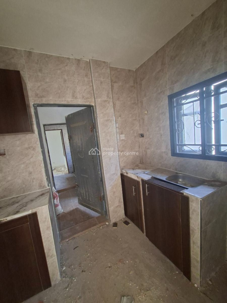New and Well Finished 4units of 2 Bedroom Flats, Off Emily Akinola Street, Pako Bus Stop, Akoka, Yaba, Lagos, Flat / Apartment for Rent