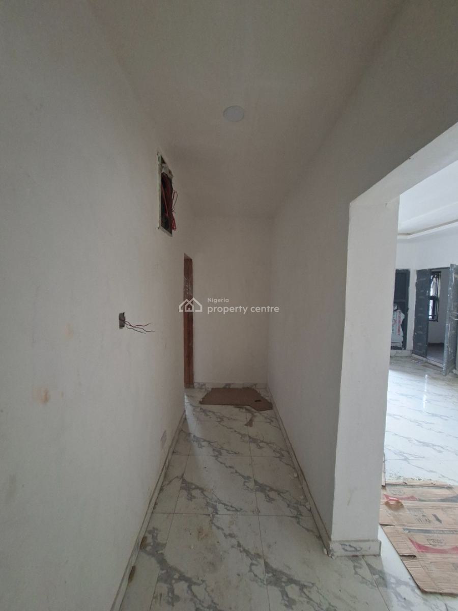 New and Well Finished 4units of 2 Bedroom Flats, Off Emily Akinola Street, Pako Bus Stop, Akoka, Yaba, Lagos, Flat / Apartment for Rent