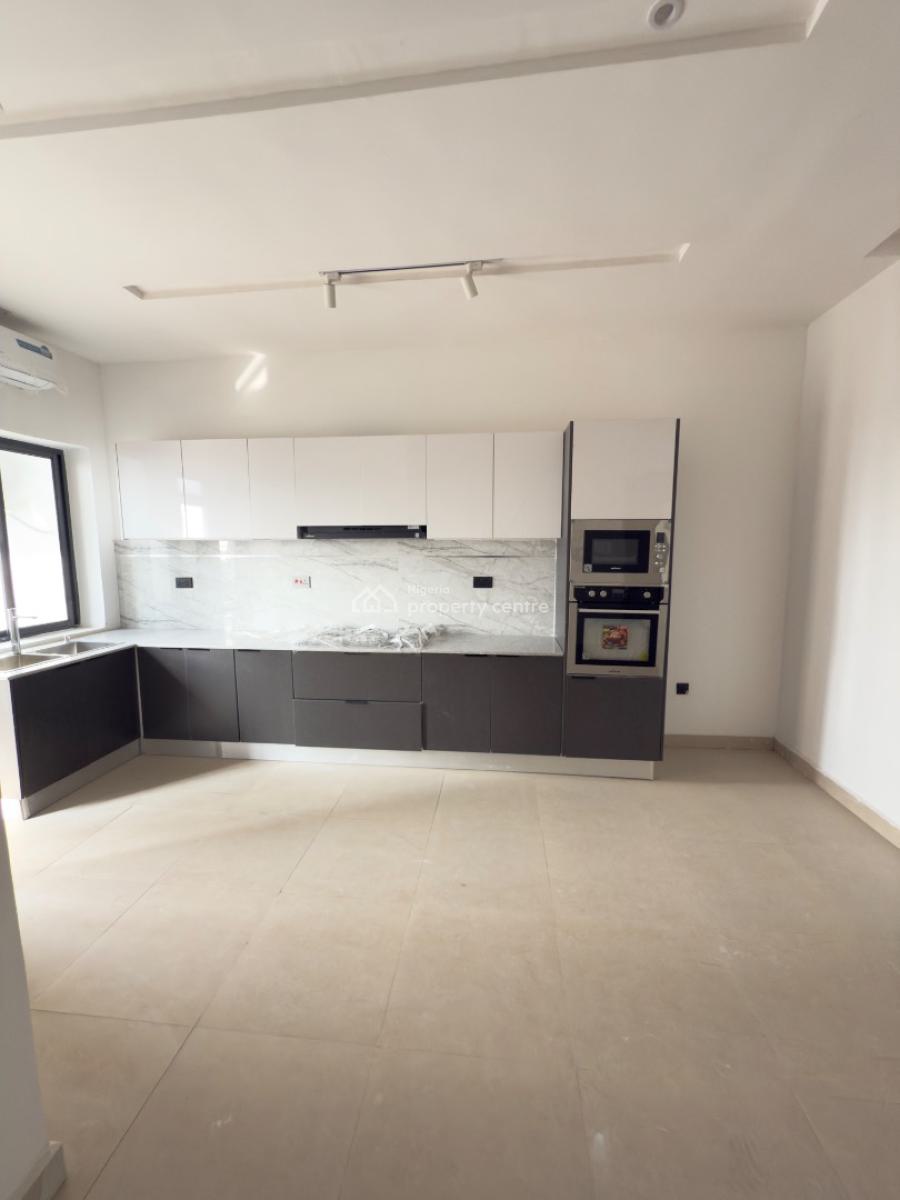 Luxury 3 Bedroom Apartment with Swimming Pool and Gym, Guzape District, Abuja, Flat / Apartment for Sale