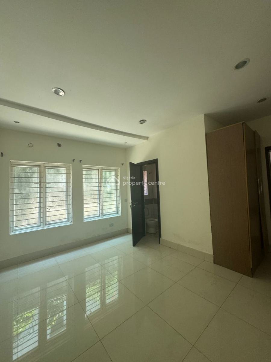 Specious 2 Bedroom Flat, Oniru, Victoria Island (vi), Lagos, Flat / Apartment for Rent