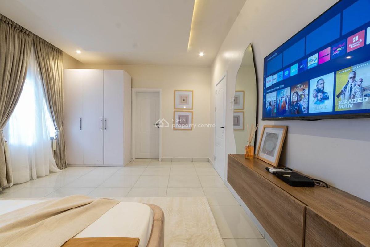 Two Bedroom Apartment, Lekki Phase 1, Lekki, Lagos, Flat / Apartment for Rent