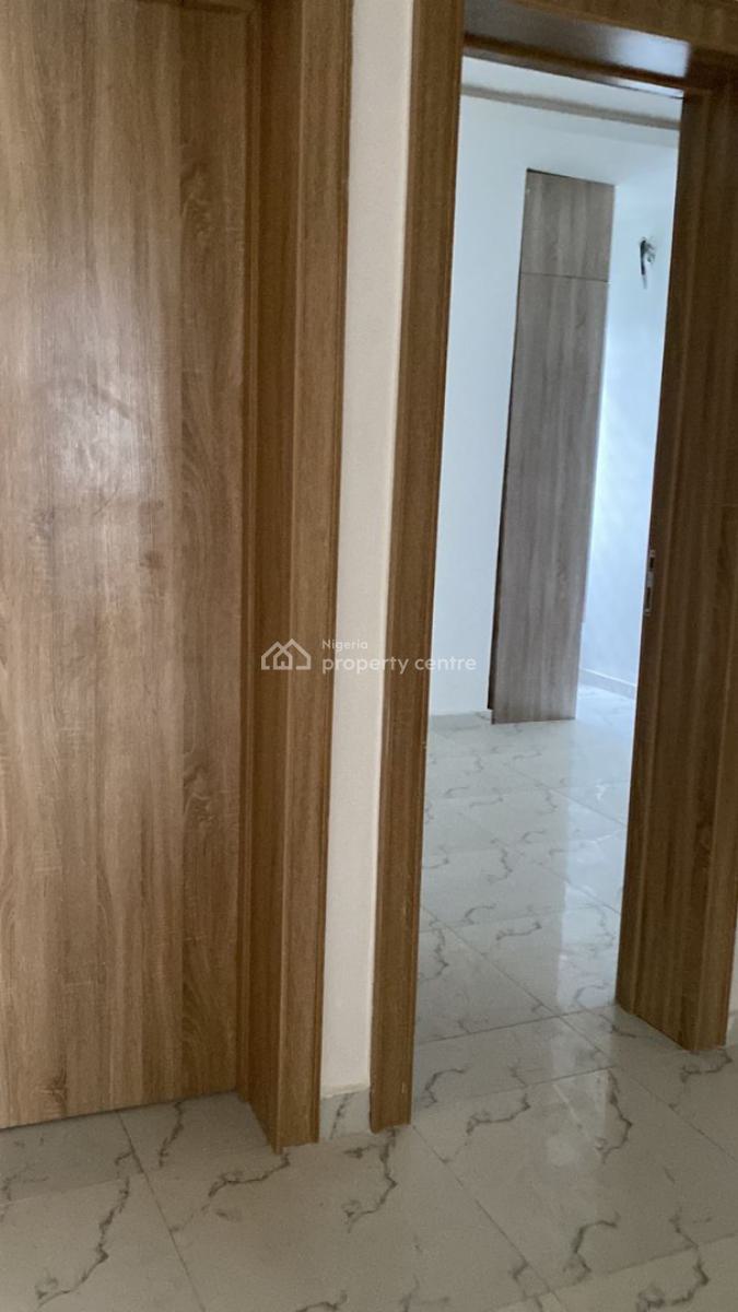 Nice 4 Bedroom Terrace Duplex, Lekki County Road, Lekki Expressway, Lekki, Lagos, Terraced Duplex for Rent