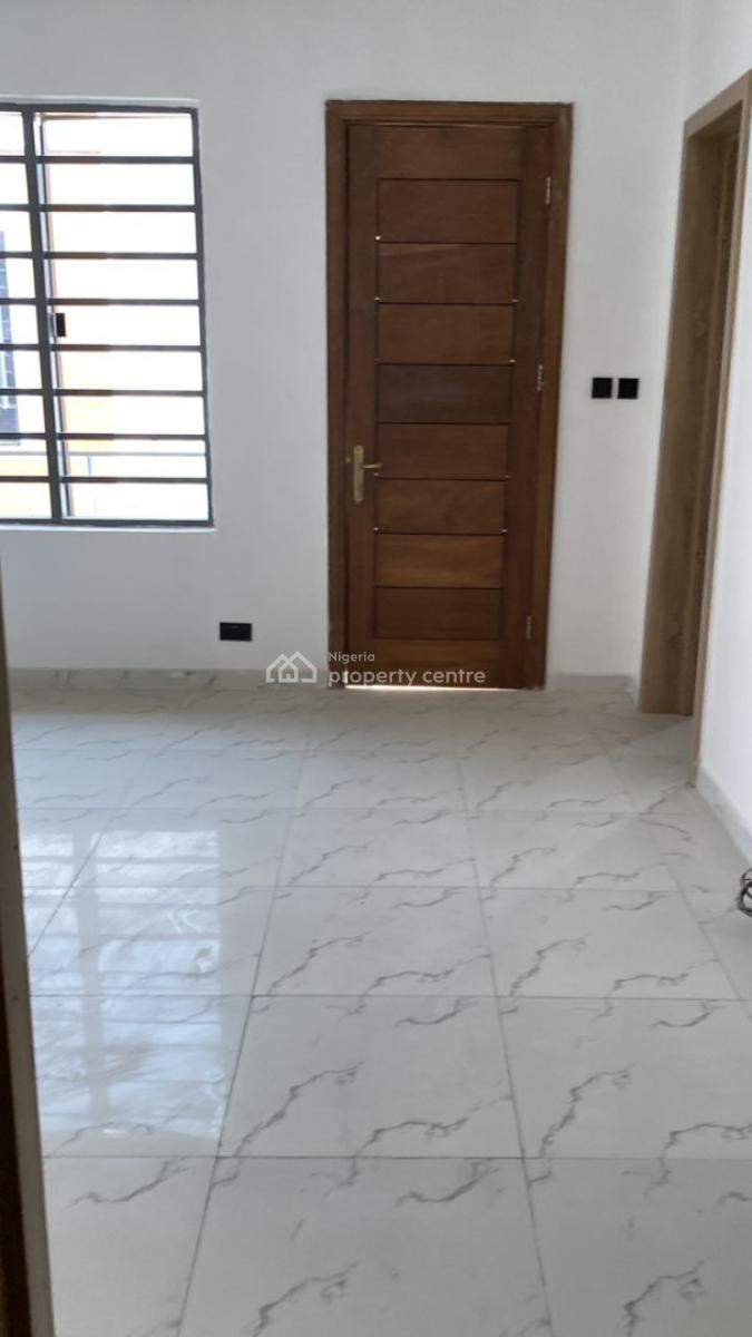 Nice 4 Bedroom Terrace Duplex, Lekki County Road, Lekki Expressway, Lekki, Lagos, Terraced Duplex for Rent