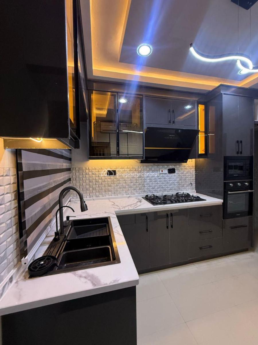 Lovely 4 Bedroom Apartment with Swimming Pool, Adeniyi Jones, Ikeja, Lagos, Flat / Apartment Short Let