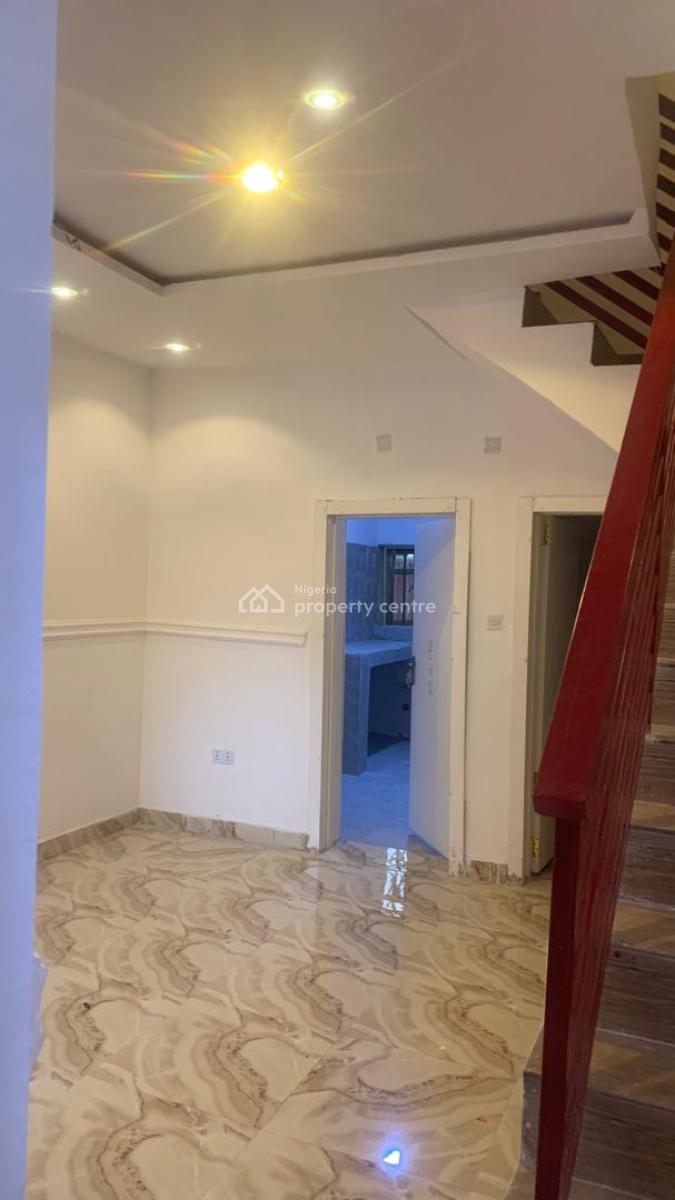 Lovely 2 Bedroom Duplex Ensuit, Abijo, Lekki, Lagos, Terraced Duplex for Rent
