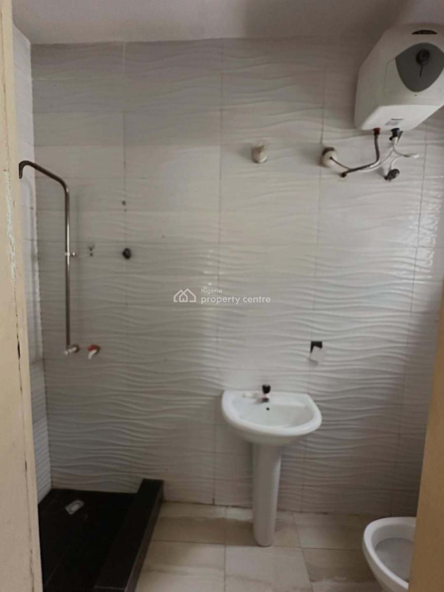 Fully Serviced 4-bedroom Semi-detached Duplex with Solar & Bq, Chevron, Lekki, Lagos, Semi-detached Duplex for Rent