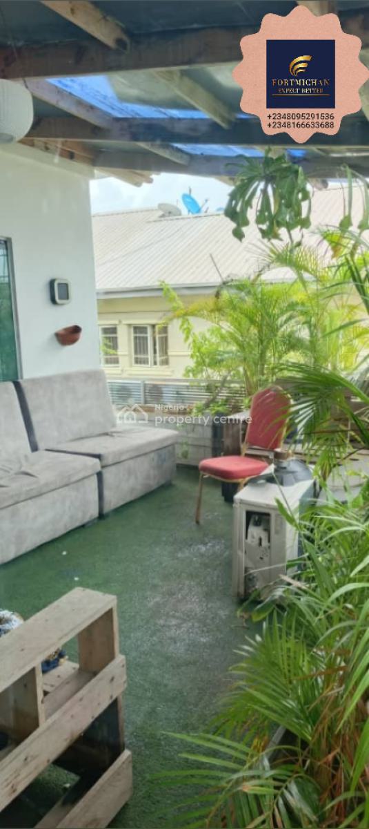 Commercial 2-storey Office Building, Right, Lekki Phase 1, Lekki, Lagos, Office Space for Rent