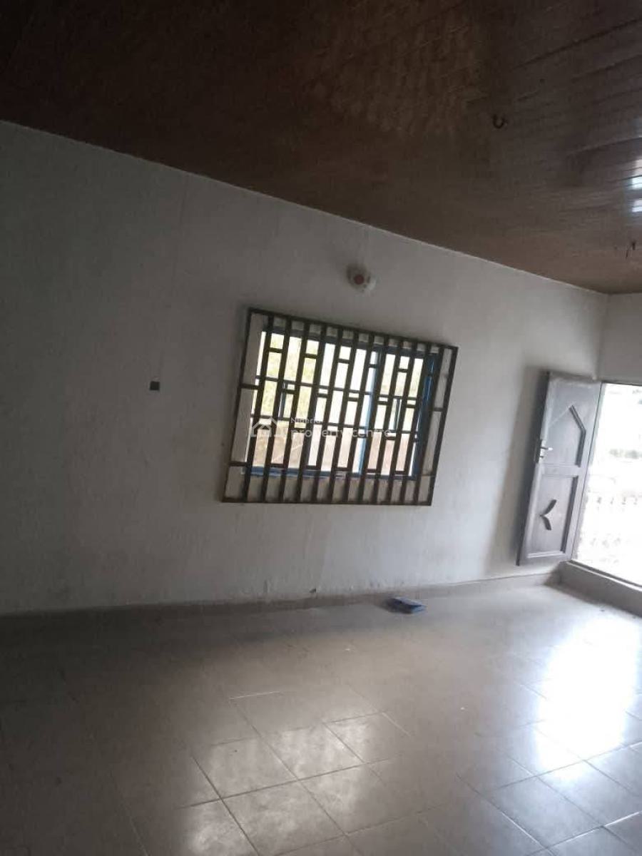2 Bedroom Flat, Ijesha, Surulere, Lagos, Block of Flats for Sale