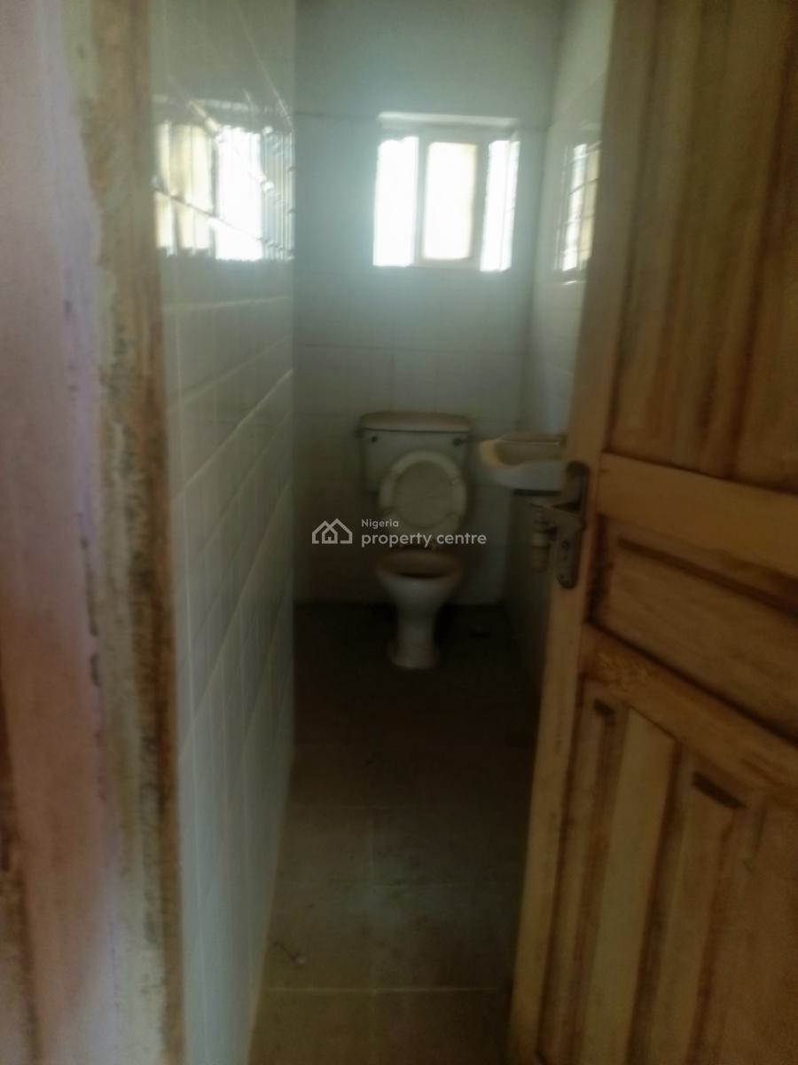 2 Bedroom Flat, Fashola Estate, Igbogbo, Ikorodu, Lagos, House for Rent