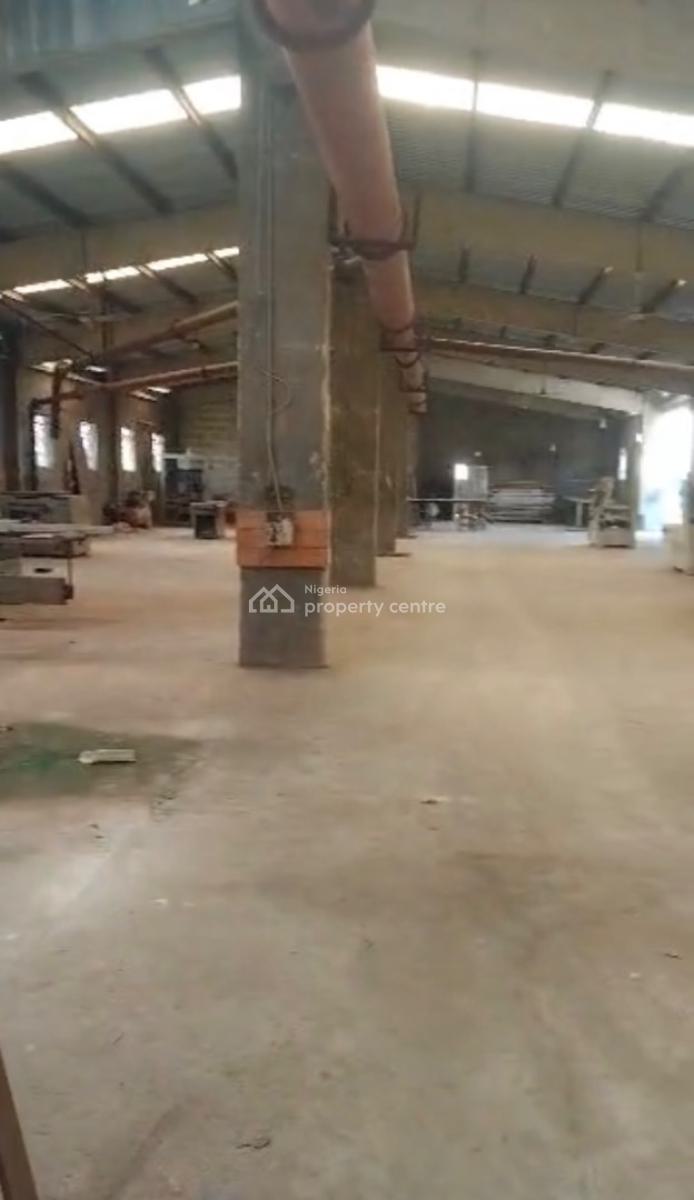 700sqm Warehouse, Oshodi Express Way, Apapa, Lagos, Warehouse for Rent