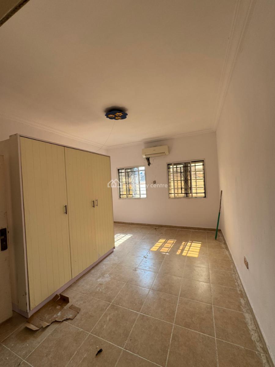 Well Maintained Spacious 2 Bedrooms Apartment, Oniru, Victoria Island (vi), Lagos, Flat / Apartment for Rent