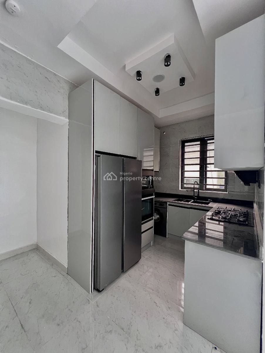 Lovely 4 Bedroom Townhouse with Bq, Lekki Phase 1, Lekki, Lagos, Detached Duplex for Sale