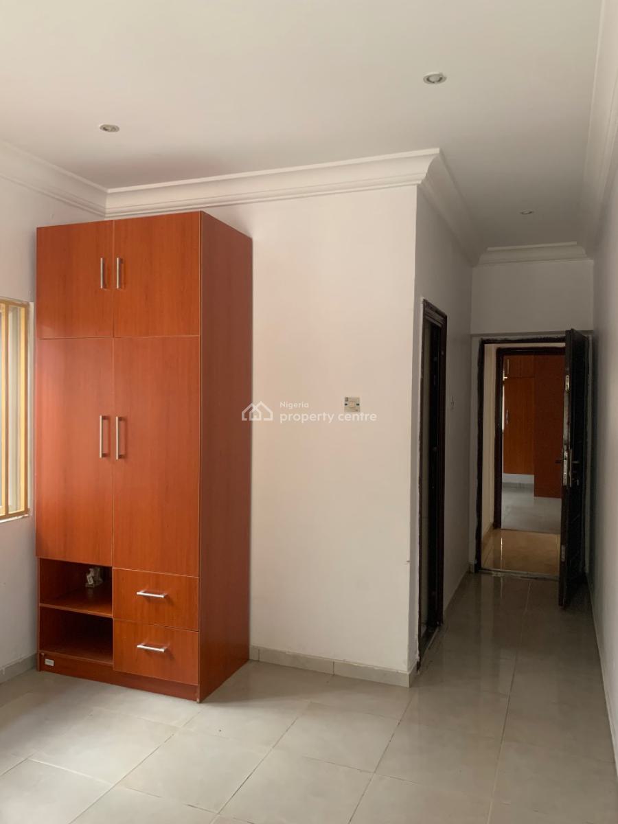 Newly Renovated 3 Bedroom Flat (ground Floor), Orchid Road, Lekki, Lagos, Flat / Apartment for Rent