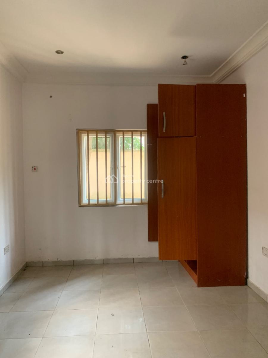 Newly Renovated 3 Bedroom Flat (ground Floor), Orchid Road, Lekki, Lagos, Flat / Apartment for Rent