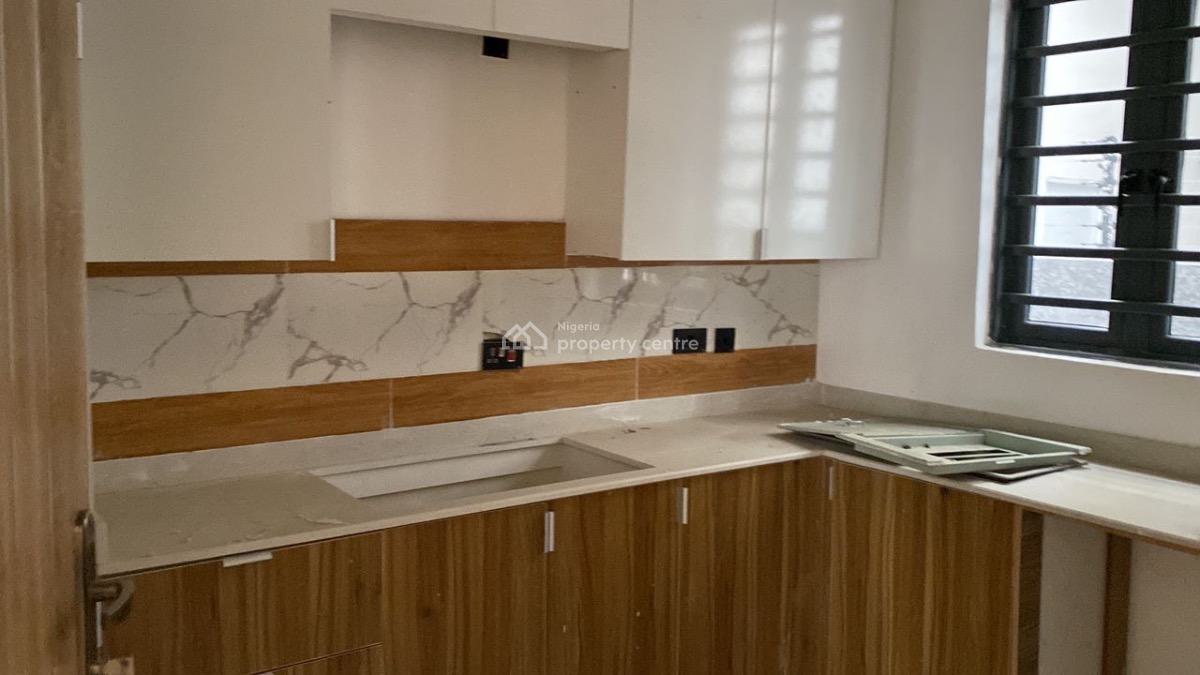 Serviced 4 Bedrooms Terrace Duplex, Ikota, Lekki, Lagos, Terraced Duplex for Rent
