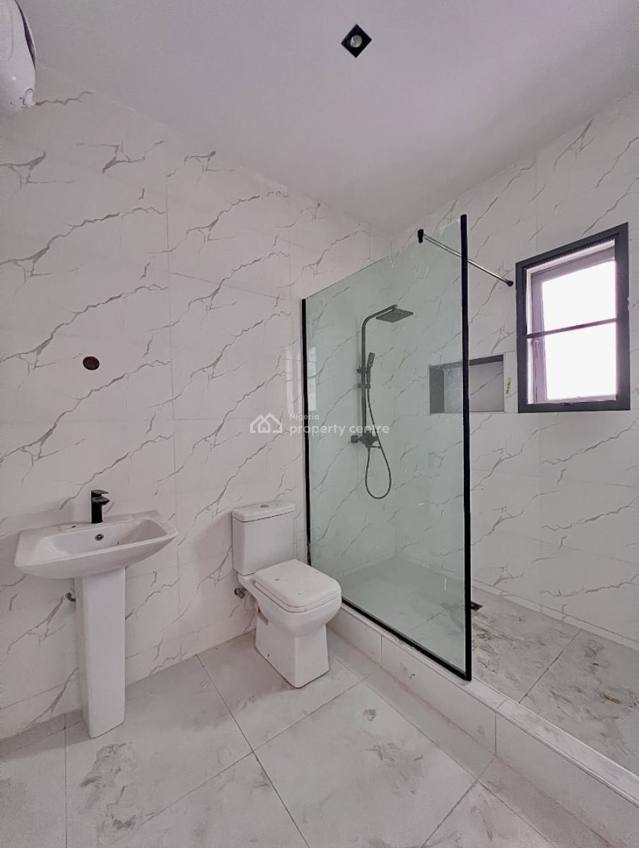 Lovely 4 Bedroom Townhouse with Bq, Lekki Phase 1, Lekki, Lagos, Detached Duplex for Sale