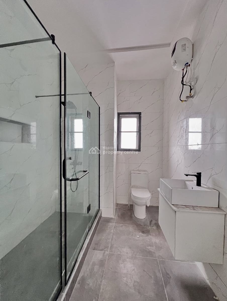 Lovely 4 Bedroom Townhouse with Bq, Lekki Phase 1, Lekki, Lagos, Detached Duplex for Sale