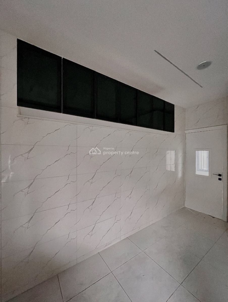 Lovely 4 Bedroom Townhouse with Bq, Lekki Phase 1, Lekki, Lagos, Detached Duplex for Sale