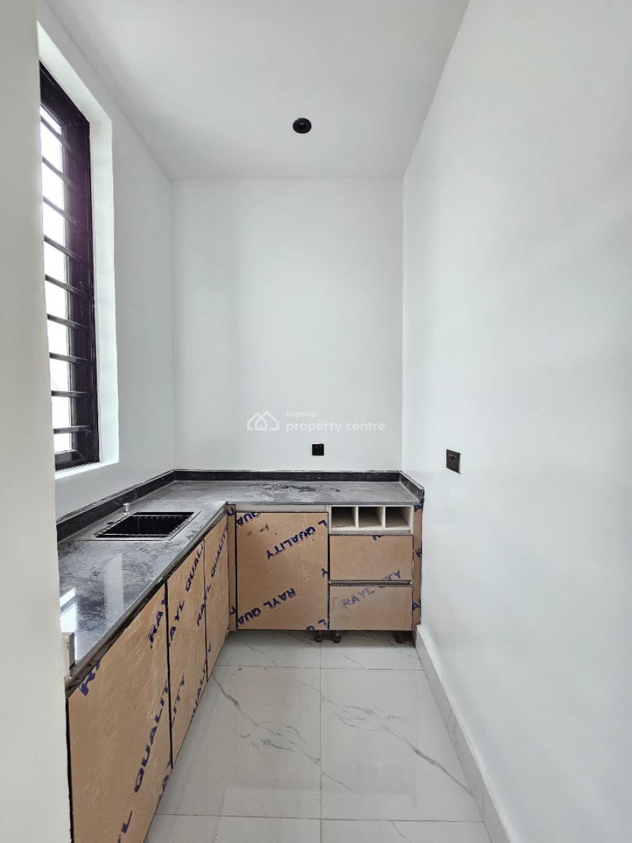 Lovely 2 Bedroom  Serviced Apartment with Pool, Lekki Phase 1, Lekki, Lagos, Flat / Apartment for Sale