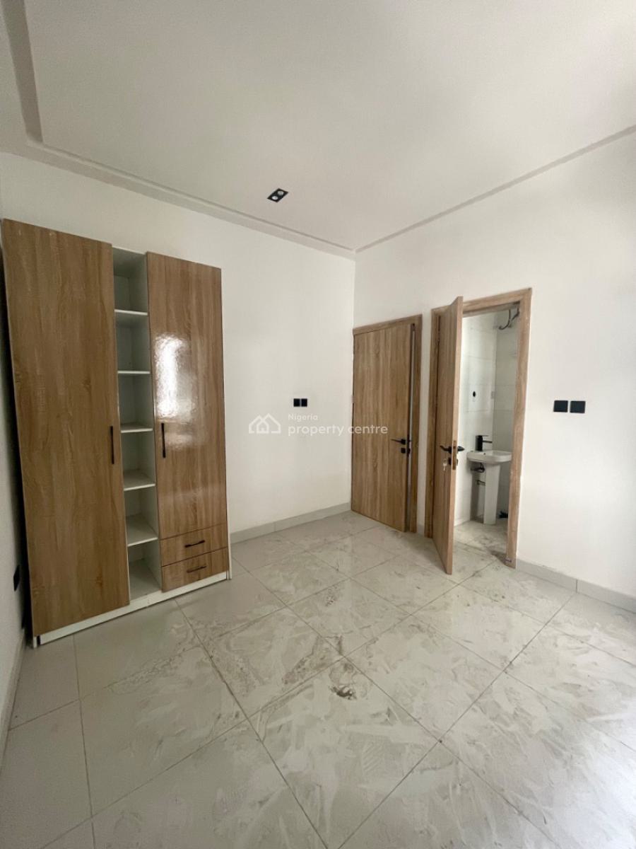 Newly Built 2 Bedroom Penthouse with Open Plan Kitchen, Freedom Way, Lekki Phase 1, Lekki, Lagos, Terraced Duplex for Rent