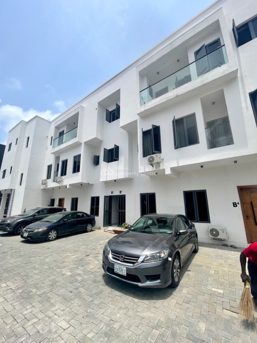 Newly Built 2 Bedroom Penthouse with Open Plan Kitchen, Freedom Way, Lekki Phase 1, Lekki, Lagos, Terraced Duplex for Rent