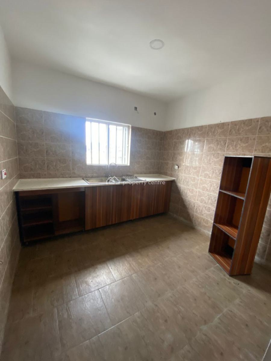 Executive 2 Bedrooms Luxury Apartment, Badore Road, Badore, Ajah, Lagos, Flat / Apartment for Rent