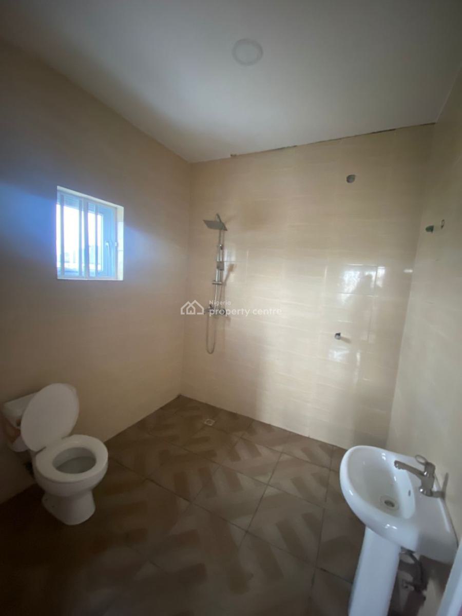 Executive 2 Bedrooms Luxury Apartment, Badore Road, Badore, Ajah, Lagos, Flat / Apartment for Rent