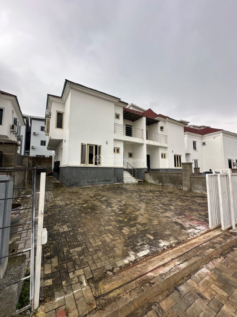 Gated 3 Bedroom Semidetached Duplex and Bq, Nizamiye Hospital, Karmo, Abuja, Semi-detached Duplex for Sale