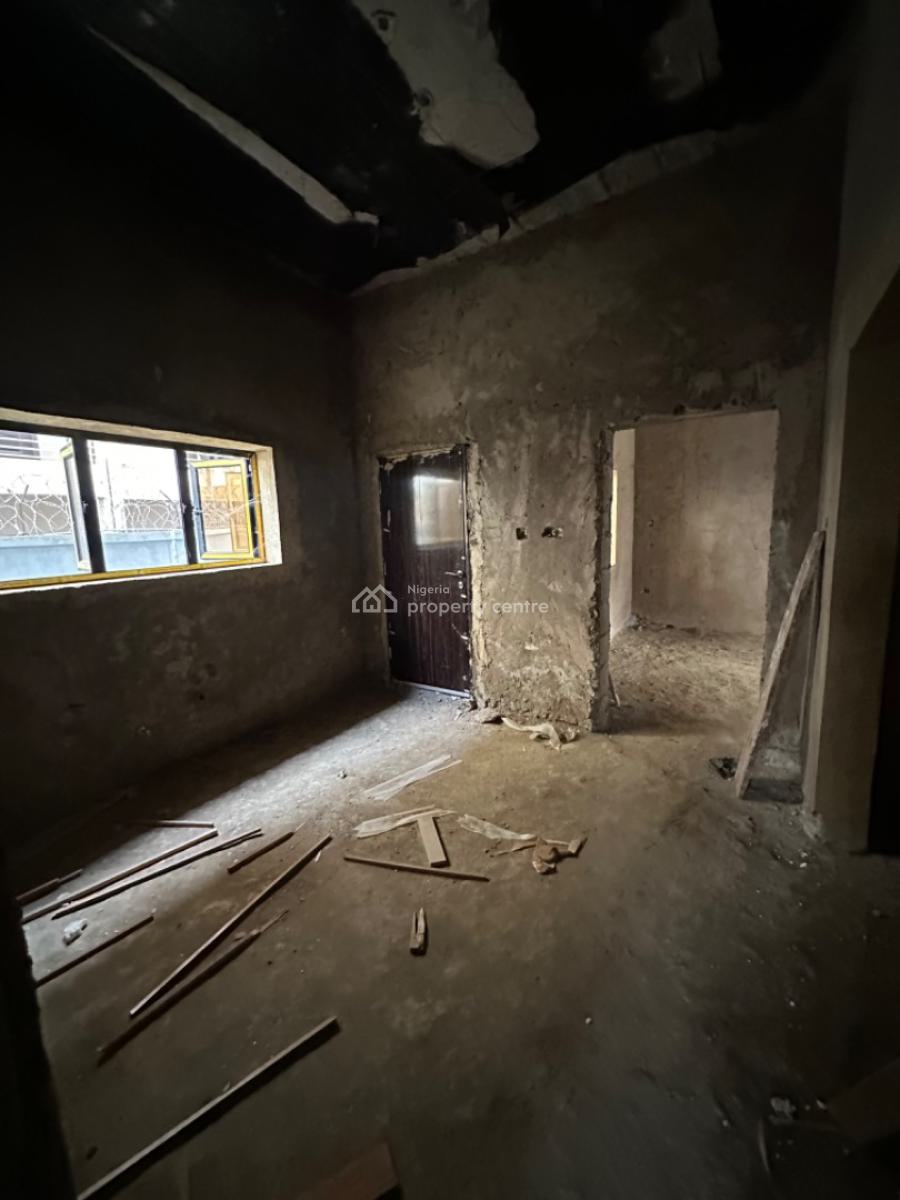 Brand New 3 Bedroom Apartment (semifinished), Jahi, Abuja, Flat / Apartment for Sale