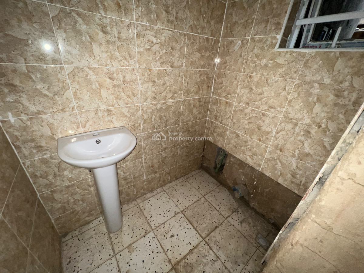 Brand New Well Located 3 Bedroom Apartment, Durumi, Abuja, Flat / Apartment for Sale