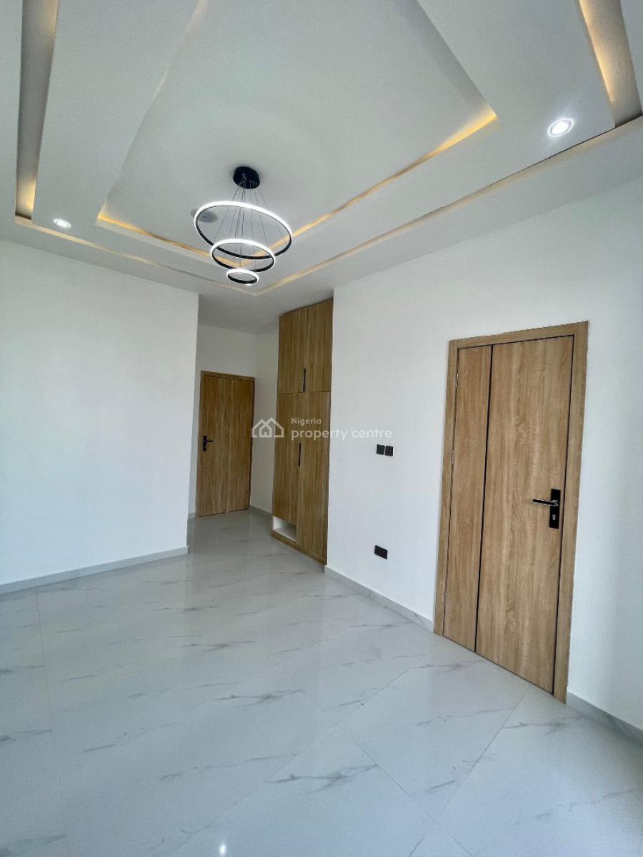 Luxury 2 Bedroom Apartment with Elevator, Swimming Pool, and Gym, Lekki, Ikate, Lekki, Lagos, Block of Flats for Sale