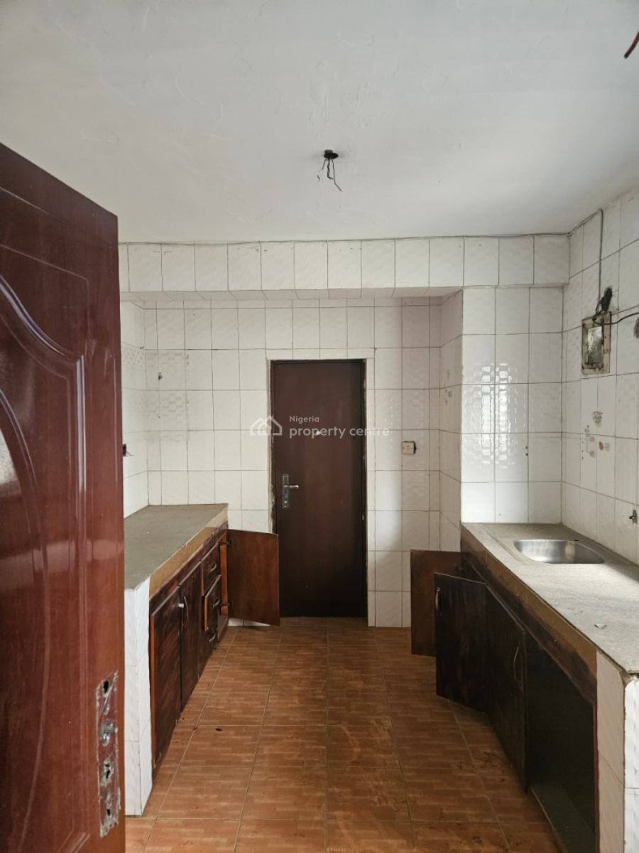 24 Flats of 2 Bedroom with B/q, Eric Moore Tower, Surulere, Lagos, Block of Flats for Sale