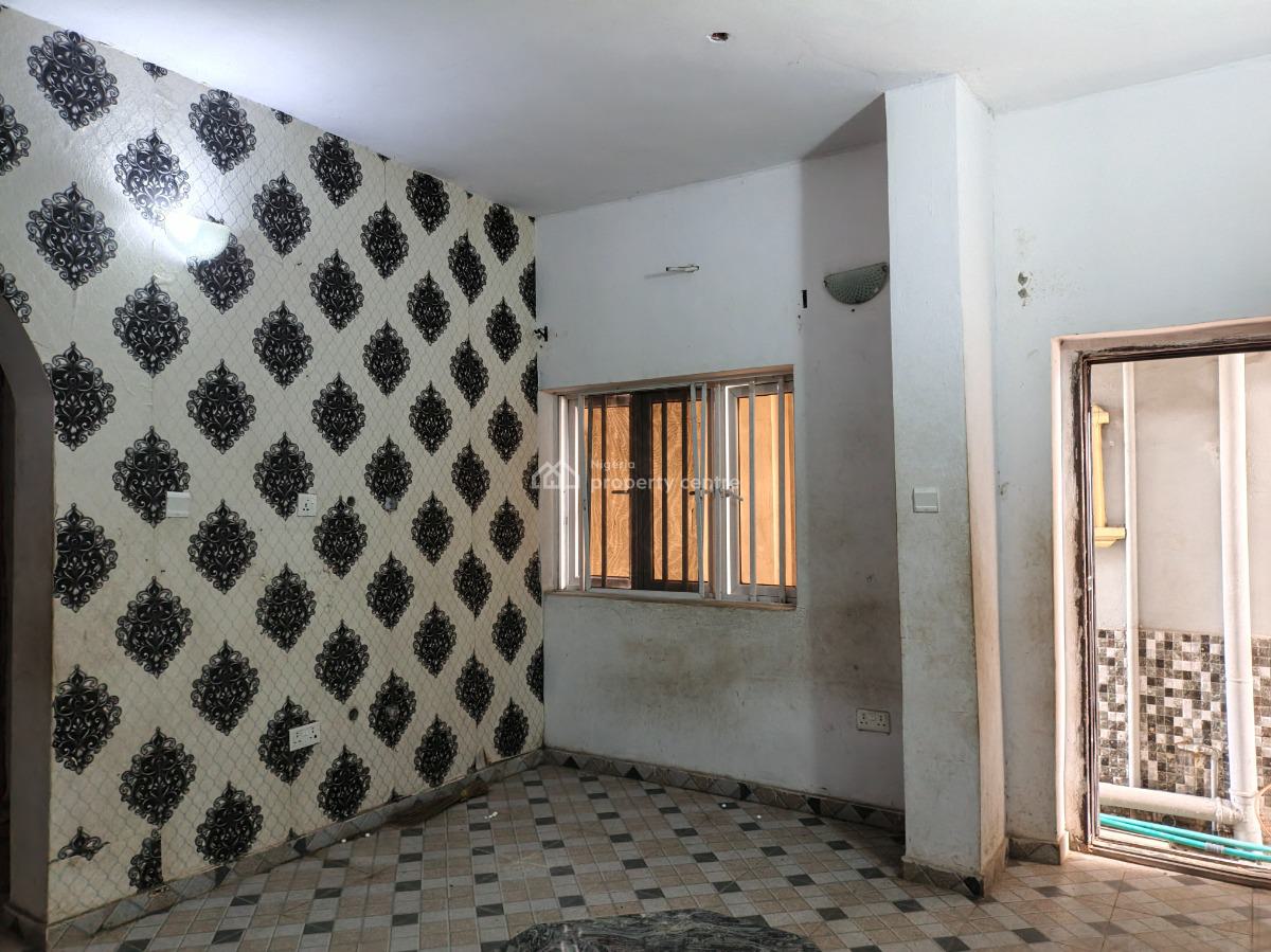 Decent 2 Bedroom Flat Ensuite, Cole Estate Oworo, Oworonshoki, Kosofe, Lagos, House for Rent
