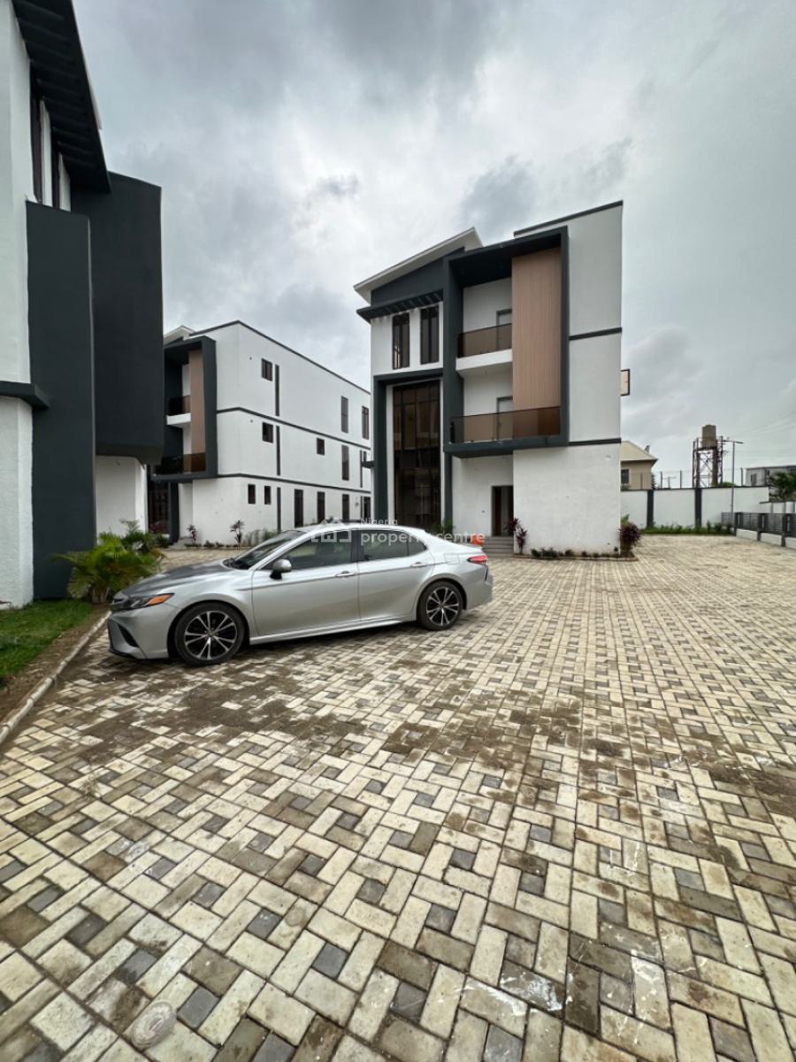 6 Bedrooms Detached Duplex with 2 Living Rooms and Bq, Mabushi, Abuja, Detached Duplex for Sale