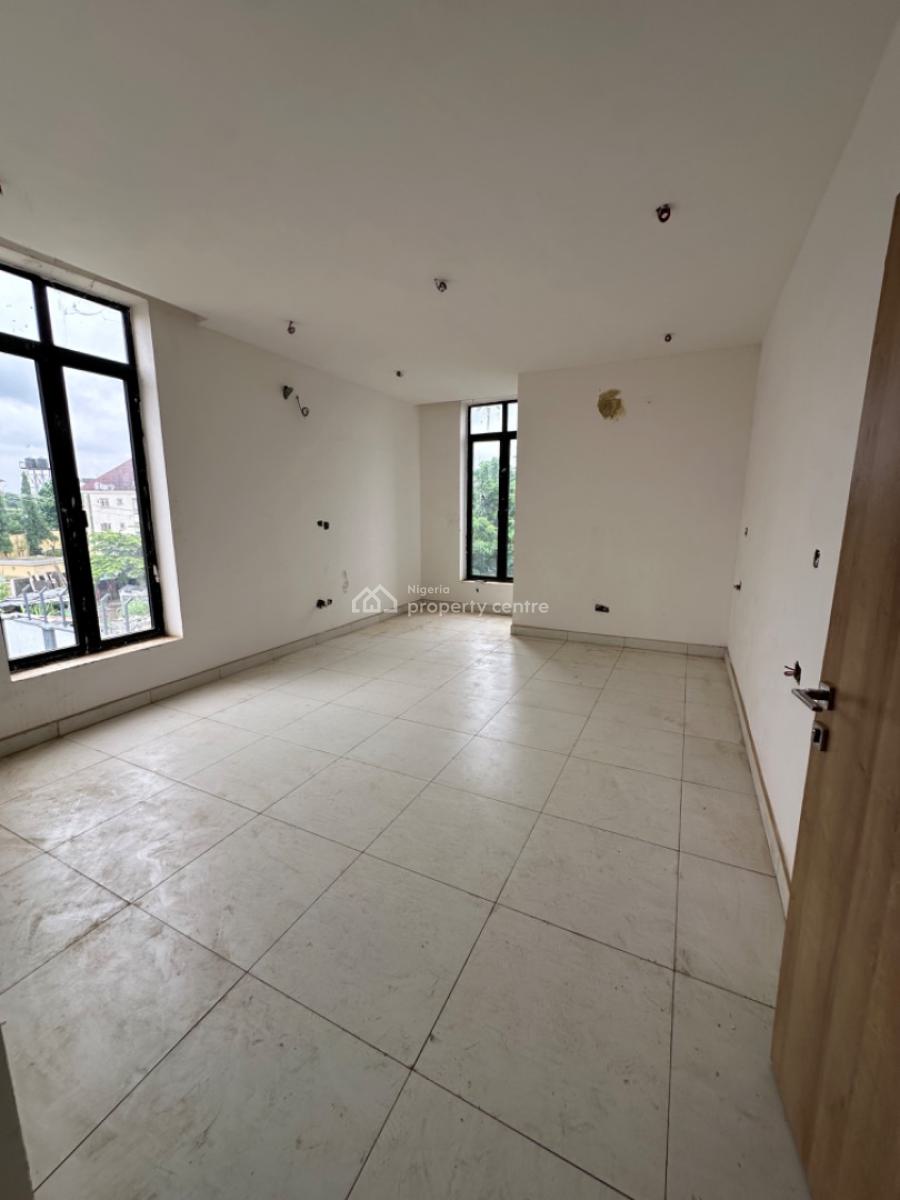 6 Bedrooms Detached Duplex with 2 Living Rooms and Bq, Mabushi, Abuja, Detached Duplex for Sale