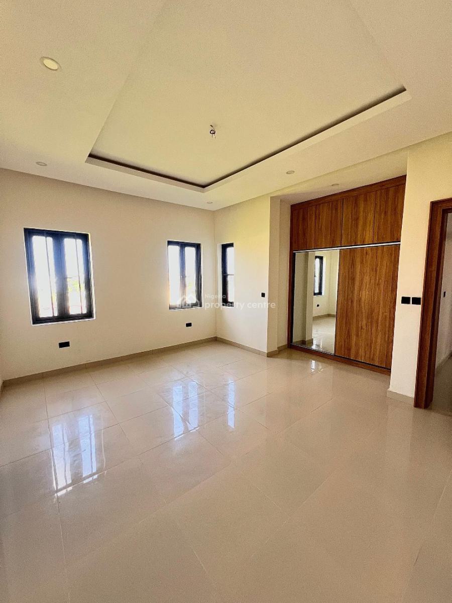 Elegant 2-bedroom Penthouse with Bq & Elevator, Lekki Phase 1, Lekki, Lagos, House for Rent