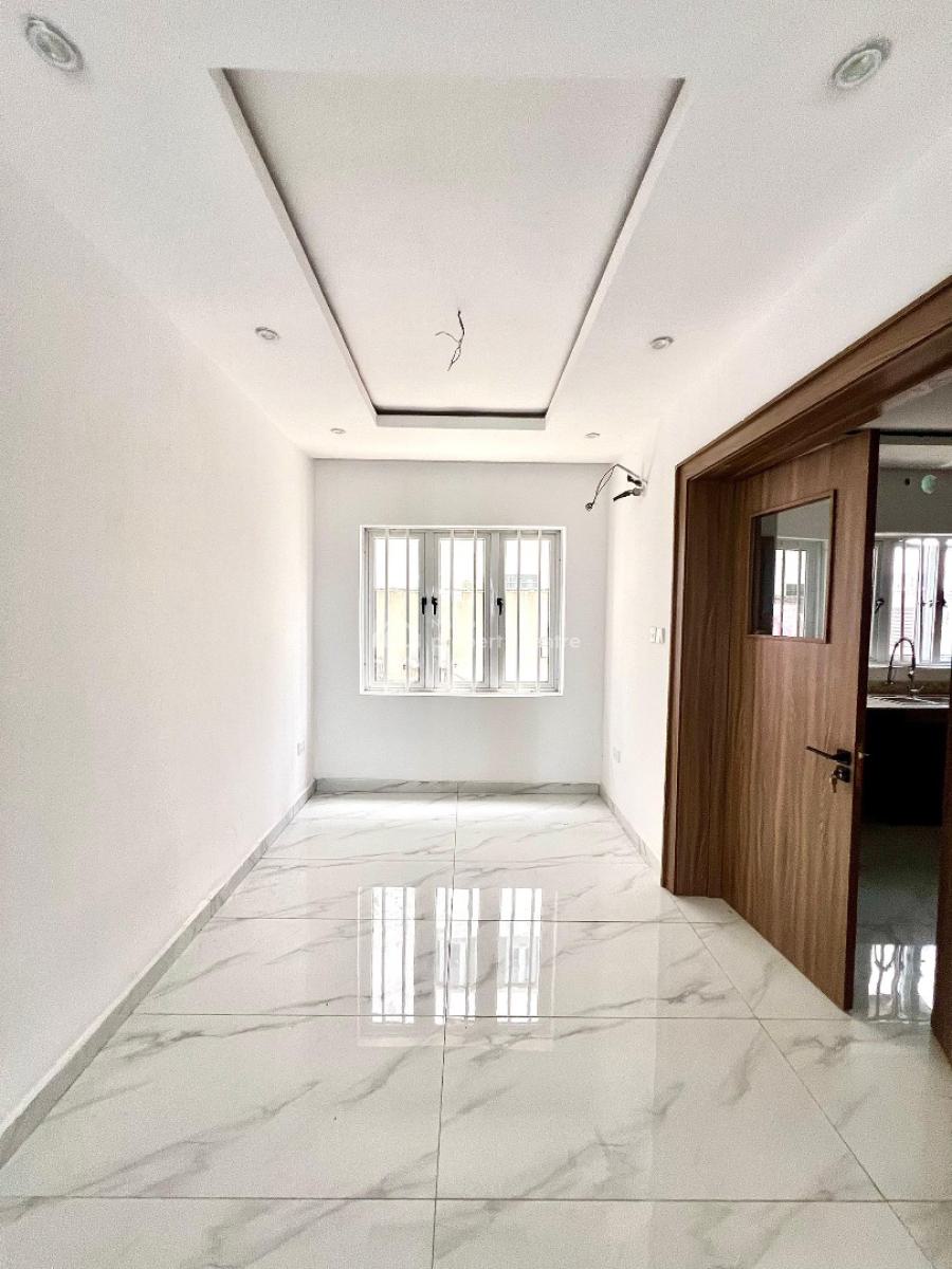 Spacious 4-bedroom Terrace Duplex with Bq, Lekki Phase 1, Lekki, Lagos, Terraced Duplex for Rent