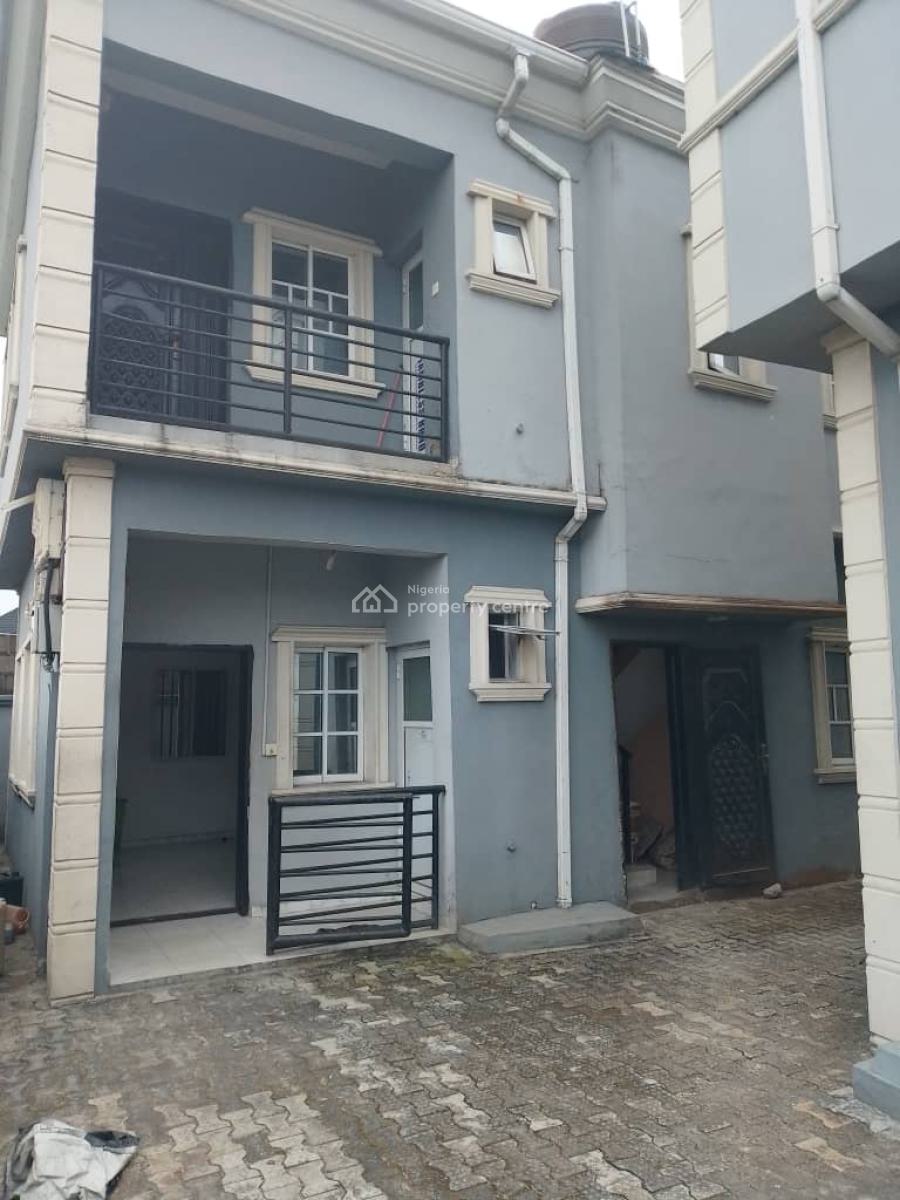 2 Bedroom Apartment with 3toilet, Nice Compound, Lbs, Ajah, Lagos, Flat / Apartment for Rent