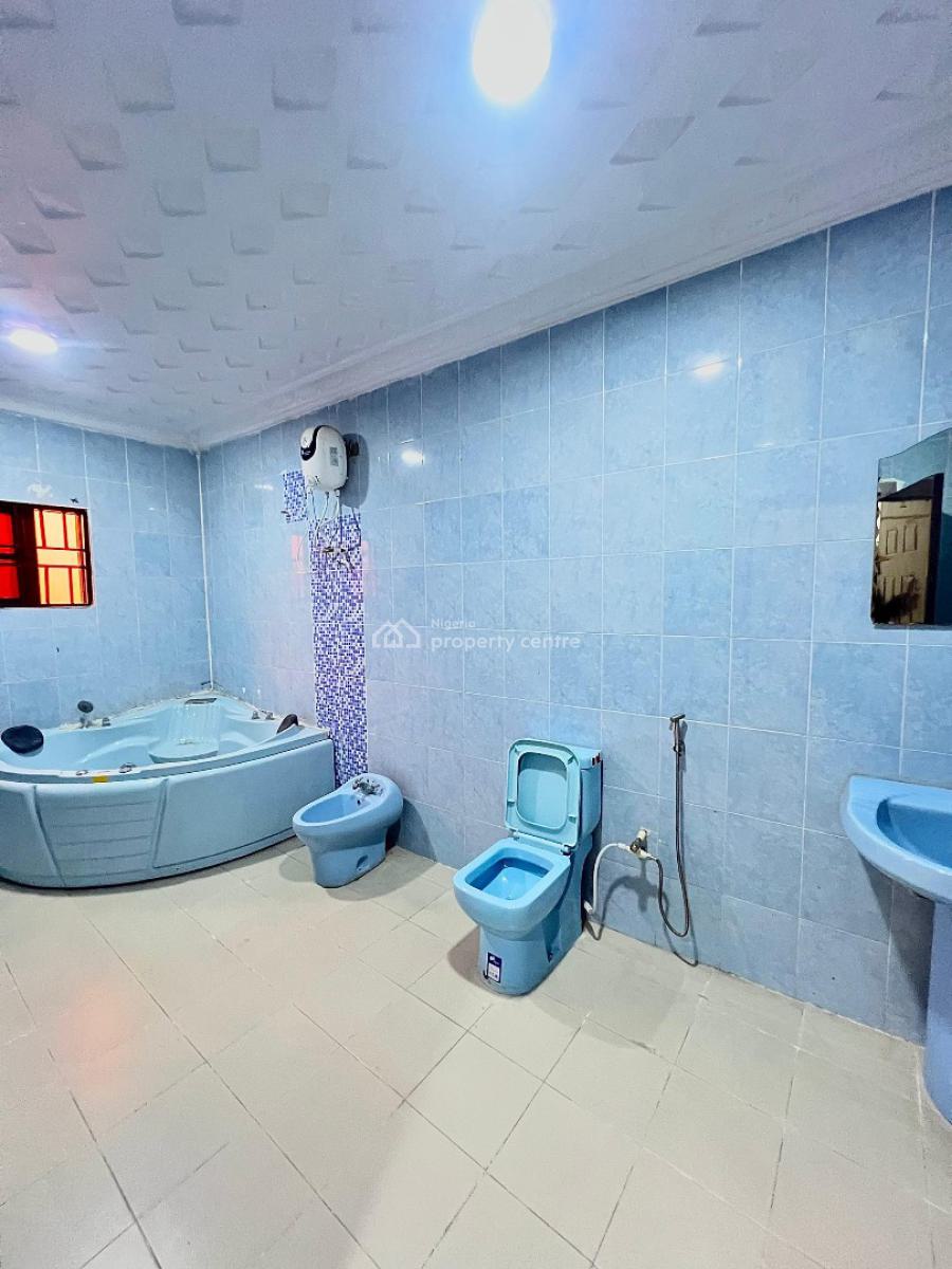 Very Spacious 6-bedroom Semi-detached House + Bq (self Compound), Lekki Phase 1, Lekki, Lagos, Semi-detached Duplex for Rent