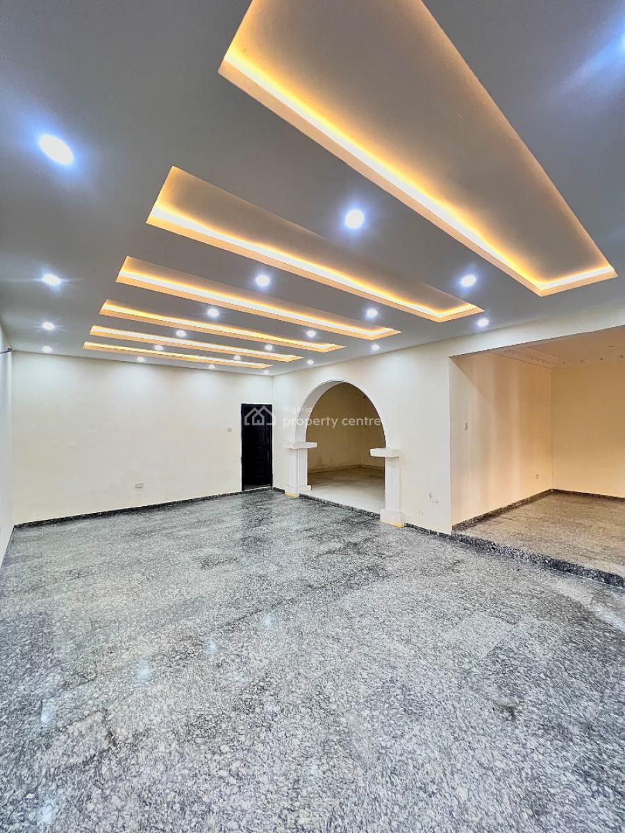 Very Spacious 6 Bedroom Self Compound Semi Detached House with Bq, Off Admiralty Way, Lekki Phase 1, Lekki, Lagos, Semi-detached Duplex for Rent