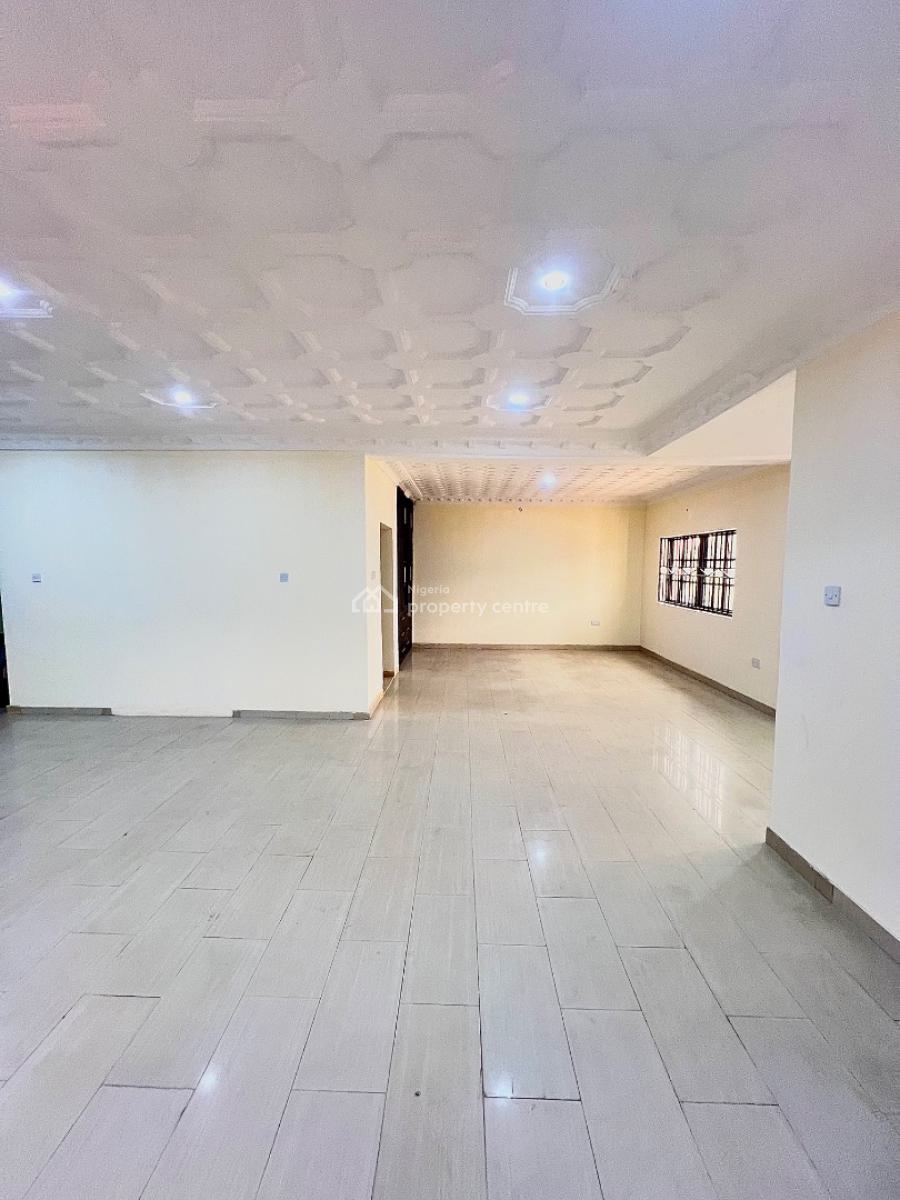 Very Spacious 6 Bedroom Self Compound Semi Detached House with Bq, Off Admiralty Way, Lekki Phase 1, Lekki, Lagos, Semi-detached Duplex for Rent