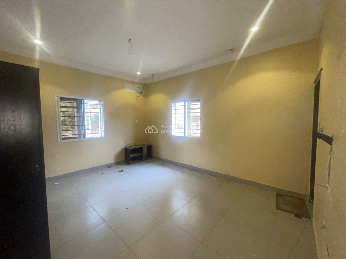 Spacious Self Contain, 7th Avenue, Gwarinpa, Abuja, Flat / Apartment for Rent