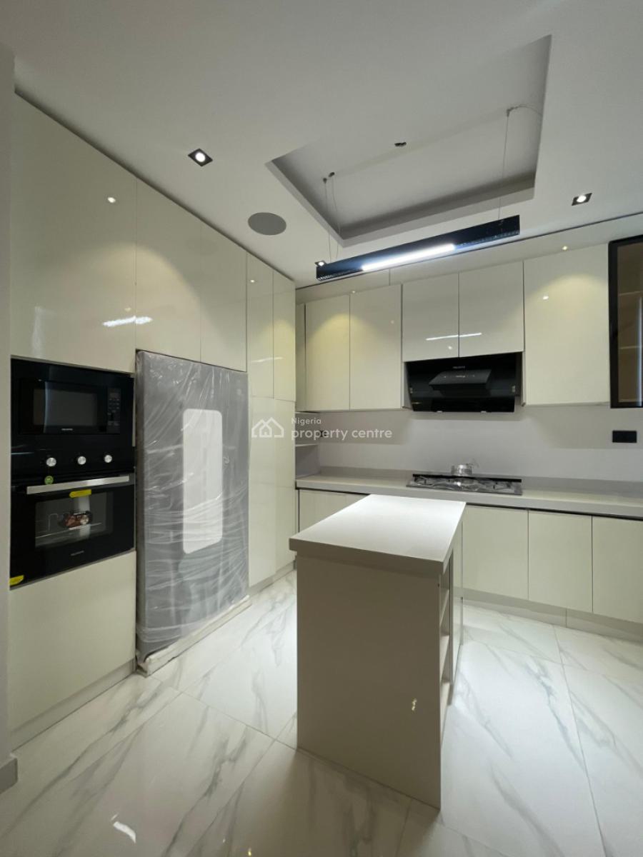 Elegantly Furnished 2 Bedroom Apartment with Gym, Pool & Elevator, Lekki Phase 1, Lekki, Lagos, Flat / Apartment for Sale